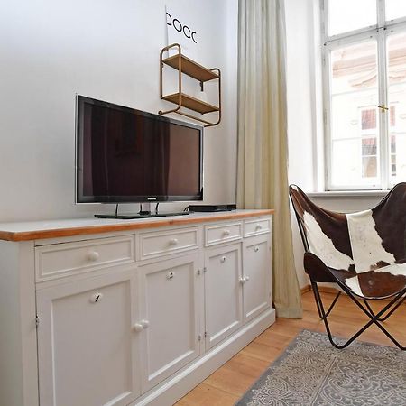 Lovely Little Cosy Apt In Prague Exterior photo