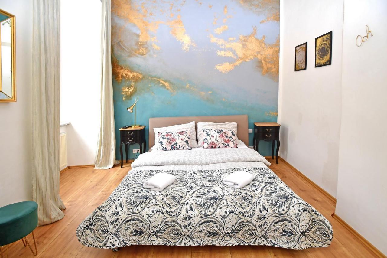 Lovely Little Cosy Apt In Prague Exterior photo
