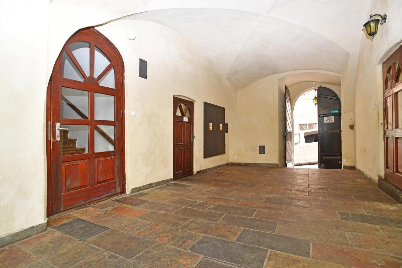 Lovely Little Cosy Apt In Prague Exterior photo