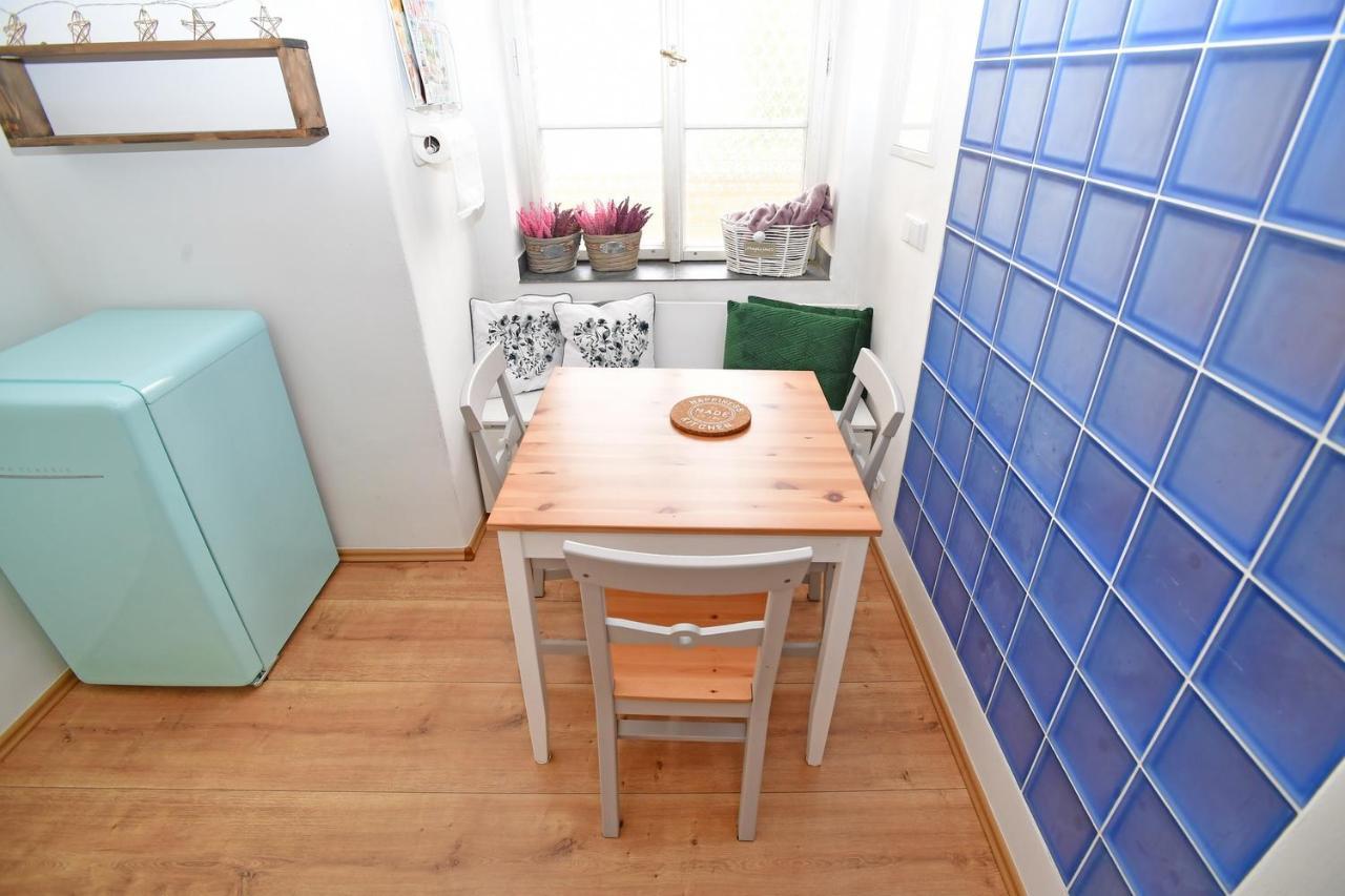 Lovely Little Cosy Apt In Prague Exterior photo